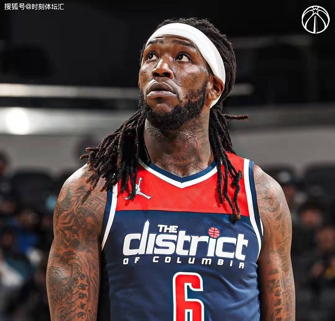  维多利亚阿扎伦卡比赛 