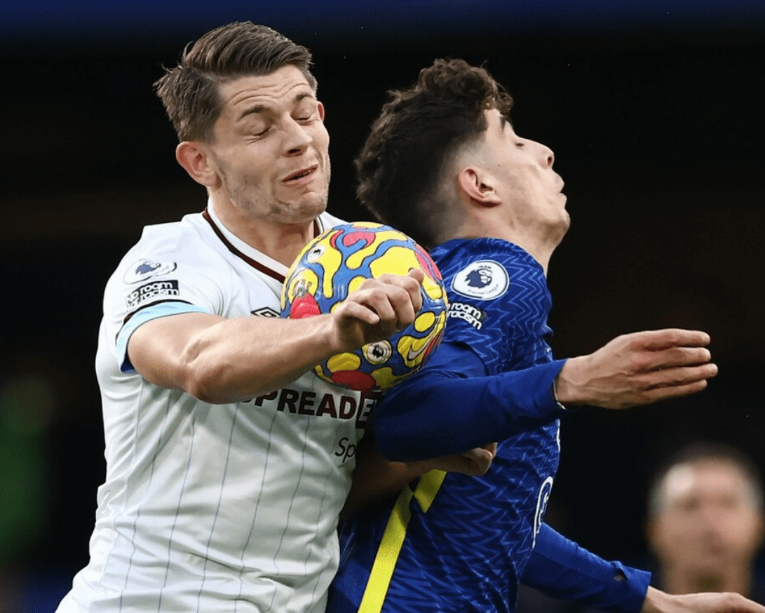 Faker在切尔西比赛中精彩发挥，爆冷引发热议！的简单介绍